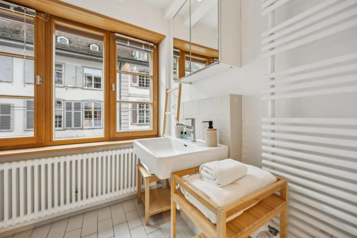 True Basel - Stilvoll I Zentral I Rheinblick Apartman